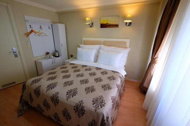 Bedroom 3, Ada Home's Hotel Taksim, Beyoğlu