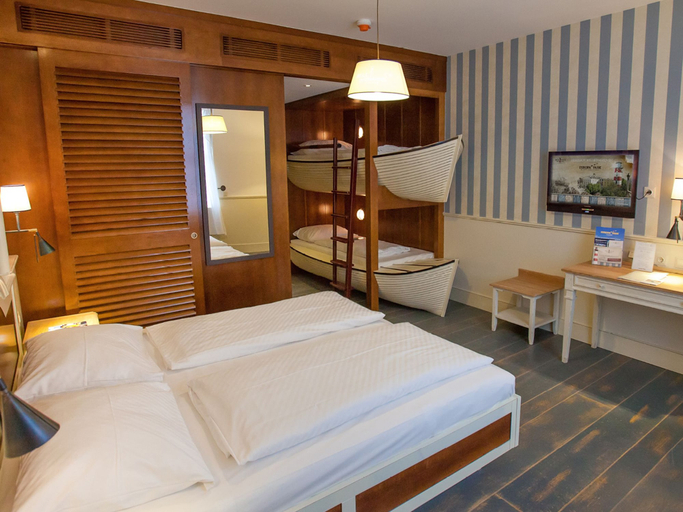 Bedroom 4, Europa-Park Erlebnis-Resort, Hotel Bell Rock, Ortenaukreis