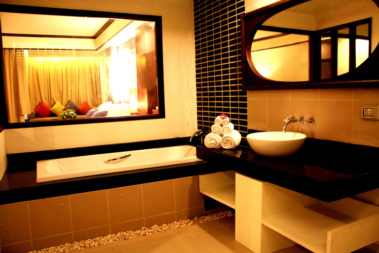 Bathroom 5, Khaolak Orchid Beach Resort, Takua Pa