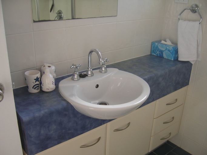 Bathroom, Manly Peninsular, Wynnum