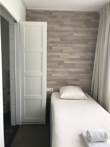 Bedroom 4, Hotel Valkenhof, Veere