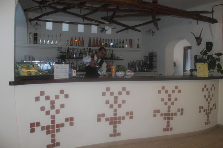 Food & Drinks