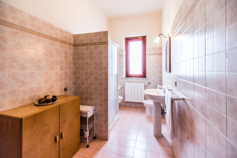 Bathroom 4, Agriturismo Spazzavento, Florence
