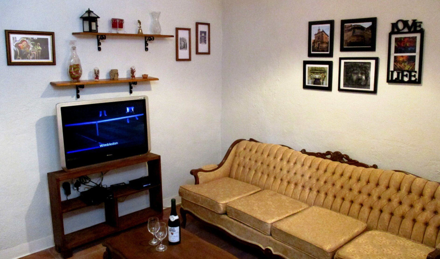 Others 5, Tal-Kapilluna Zebbug Guest House