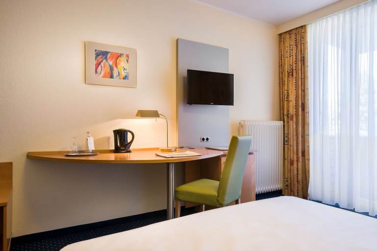 Bedroom 5, acora Bonn Living the City, Bonn
