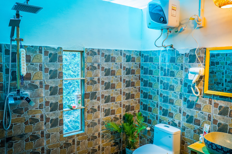 Bathroom, The Little H'mong House, Sa Pa