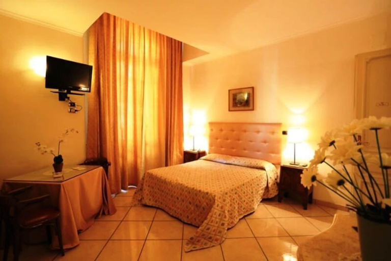 Bedroom 3, Bovio Suite, Napoli