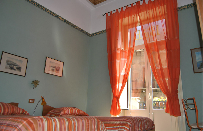 Bedroom 2, Bed and Breakfast D'Angelo, Palermo