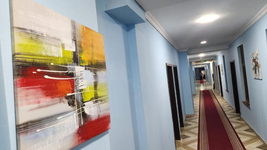 Others 5, Ariva Center Hotel, Baku