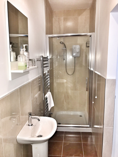 Bathroom 4, Elagh View Bed & Breakfast, Derry and Strabane