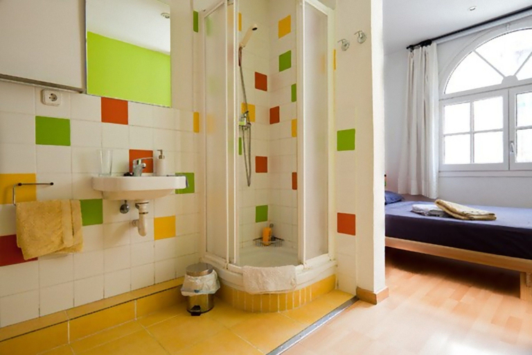 Bathroom 4, La Casa de Laura Nisia B&B, Barcelona