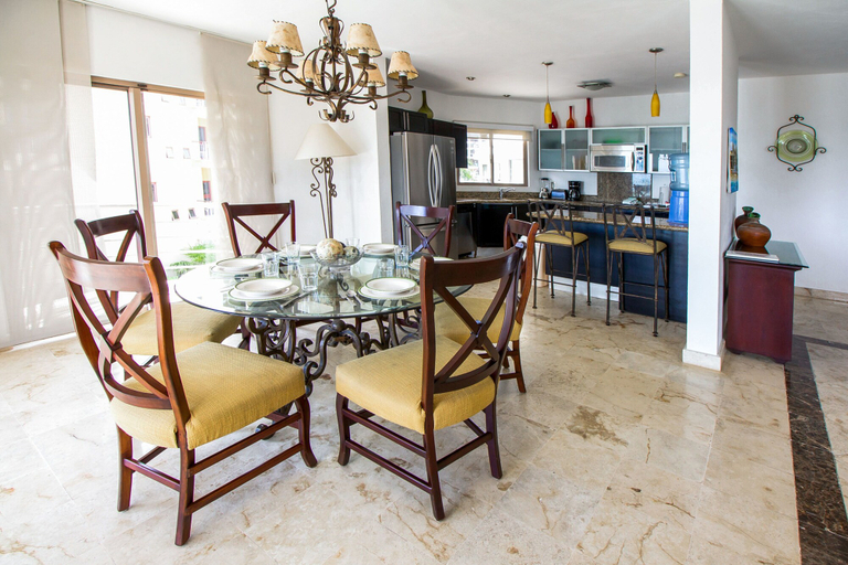 Food & Drinks, Oceanfront Condo, 2 Bedrooms, Second Floor at Corto Maltes by DPM, Cozumel