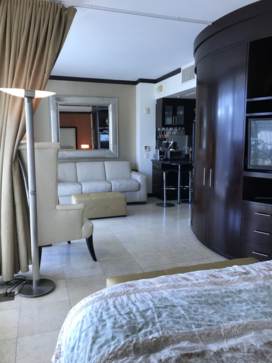 Bedroom 3, De Soleil Hotel on Ocean Drive, Miami-Dade