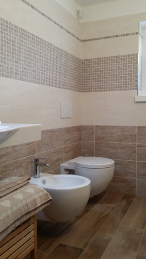 Bathroom 5, B&B San Michele, Verbano-Cusio-Ossola