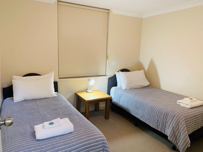Bedroom 3, The Bluff Resort Apartments, Victor Harbor