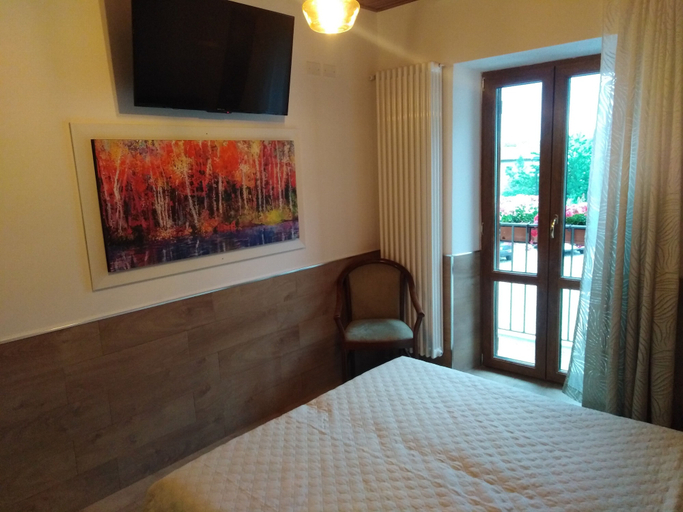 Bedroom 3, Hotel Ai 4 Camosci, L'Aquila