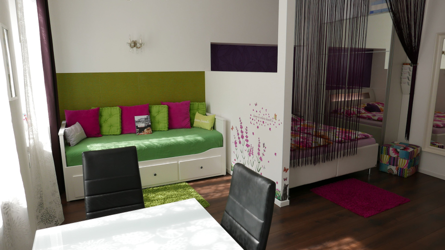 Bedroom 4, GoVienna Small Modern Apartment, Wien