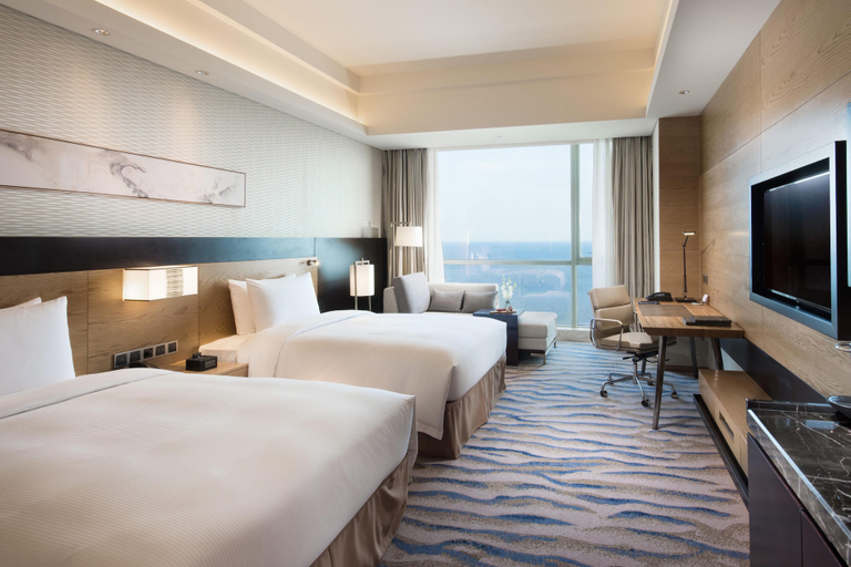 Bedroom 3, Hilton Yantai Golden Coast, Yantai