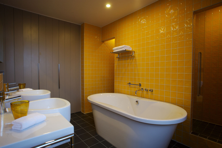 Bathroom 4, Clayton Hotel Chiswick, London