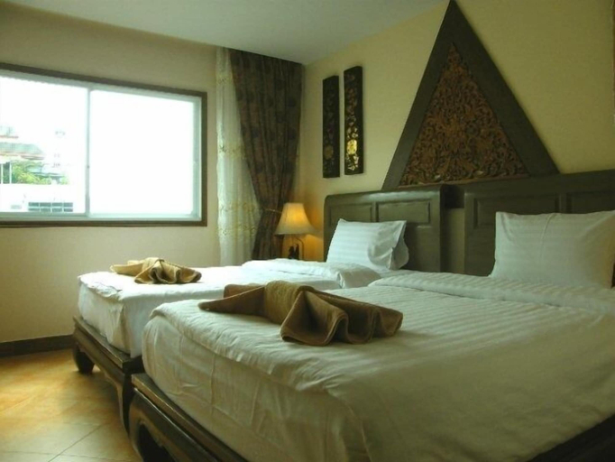 Bedroom 3, The Red Balcony Inn, Pattaya