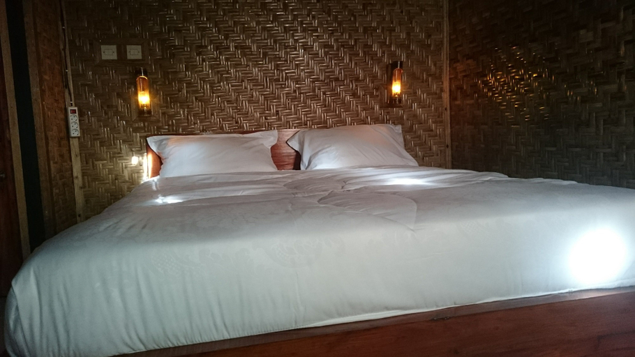 Bedroom 2, Aryasuta Bungalow, Lombok