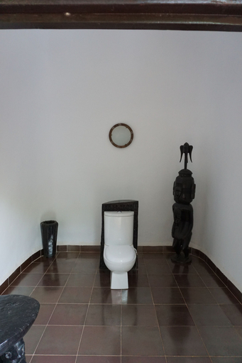 Bathroom, Suleima Lodge, Kombo South