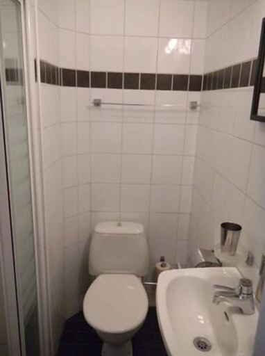 Bathroom 3, Lages Motel & Restaurang, Borås