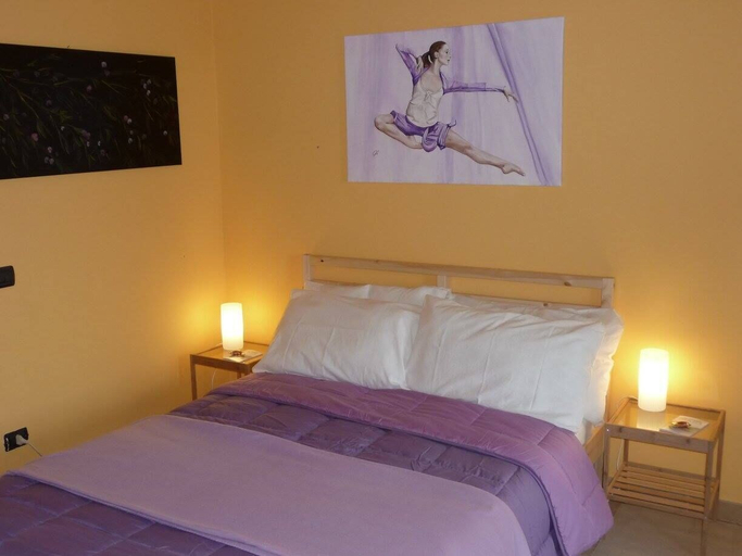 Bedroom 2, Ametista affittacamere, Novara