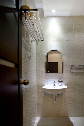 Bathroom 3, Omah Garuda Homestay, Sleman