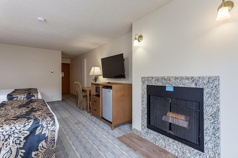 Bedroom 2, Shilo Inn Suites Hotel - Bend, Deschutes