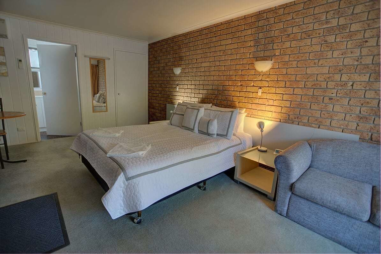 Bedroom 2, Mountain View Motor Inn & Holiday Lodges, N. Grampians - Stawell