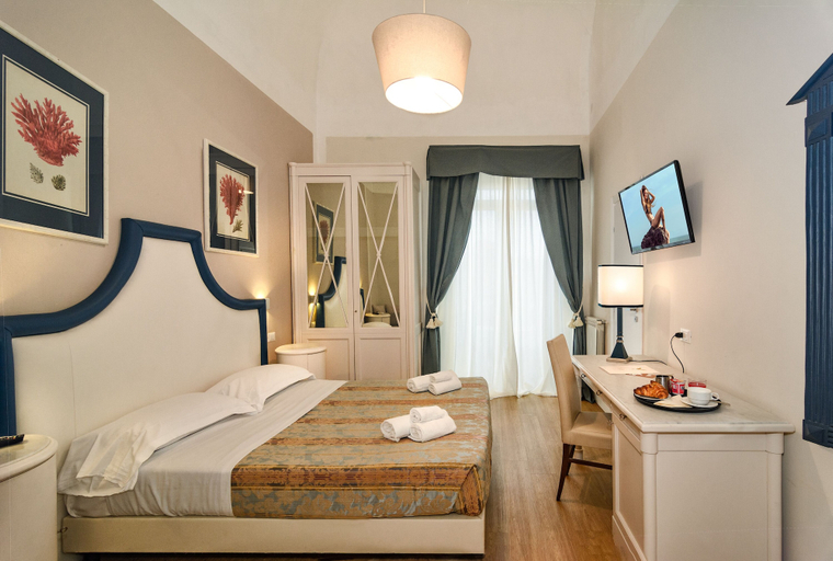 Bedroom 3, Hotel La Pace, Lucca