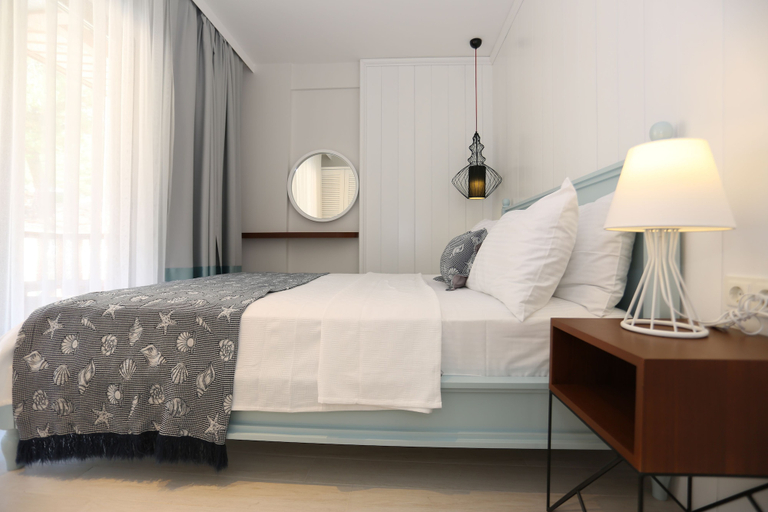 Bedroom 3, Alp Suites Pinehill, Ula