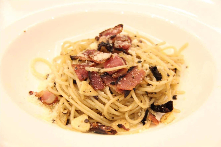 Food & Drinks 7