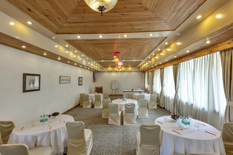 Food & Drinks 5, Club Mahindra Mashobra, Shimla