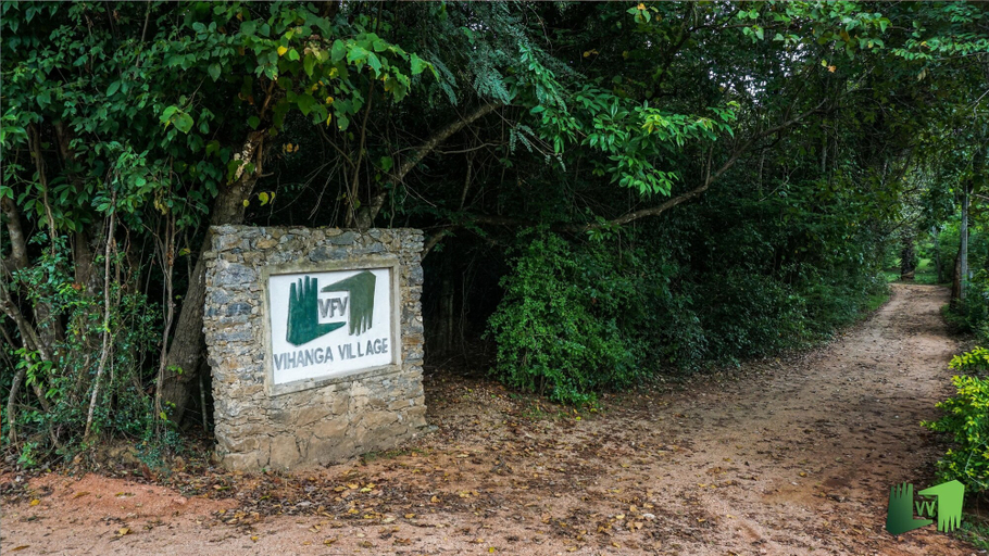 Others 4, Vihanga Village, Dambulla