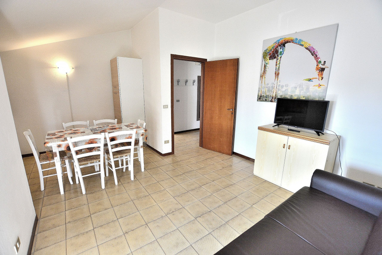 Others 4, Apartment Rosa Cinderella With Pool, Verona