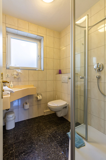 Bathroom 4, Villa Tummelchen, Cochem-Zell