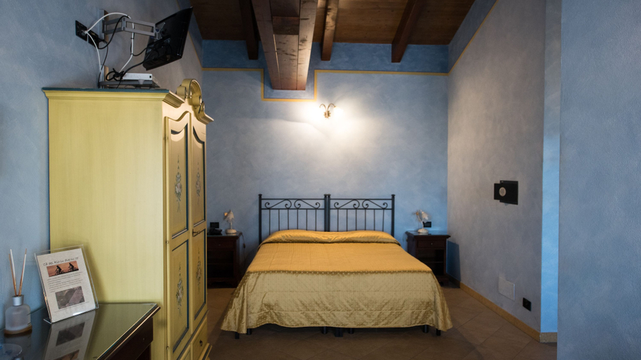 Bedroom 2, Ca' del Rio Resort, Modena