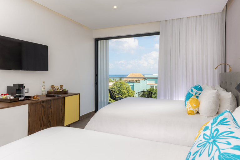 Bedroom 3, The Fives Downtown Hotel - Curio Collection by Hilton, Cozumel