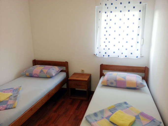 Bedroom 2, Apartments Mislav, Novalja