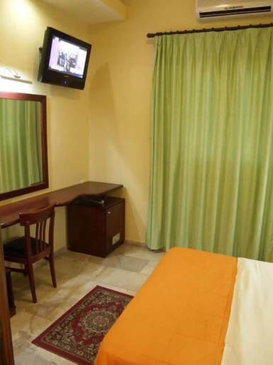 Bedroom 3, Hotel Filoxenia, Crete