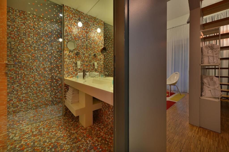 Bathroom 5, Omnia Hotel Relax & Wellness, Trutnov