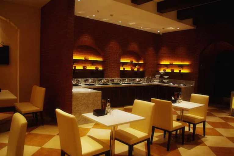 Food & Drinks, Jin Jiang Inn ShangHai HongQiao Station, Shanghai