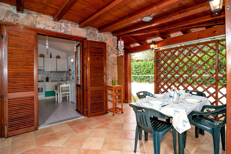 Room 2, Fantastic Sardinia Casa Podas pod01, Nuoro