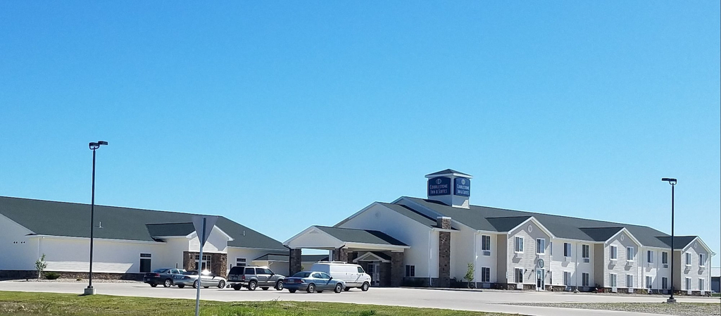 Exterior & Views 1, Cobblestone Inn & Suites - Bottineau, Bottineau