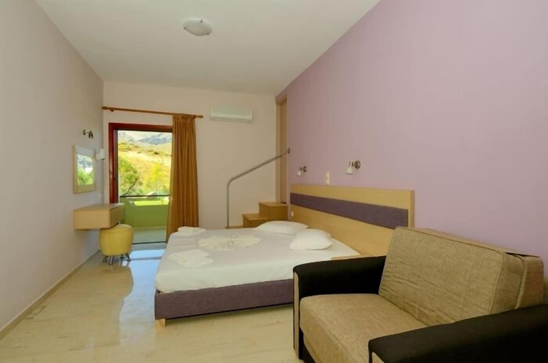 Bedroom 2, Albatros Studios & Apartments, Crete