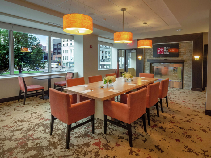 Food & Drinks 5, Hilton Garden Inn Buffalo Downtown, Erie