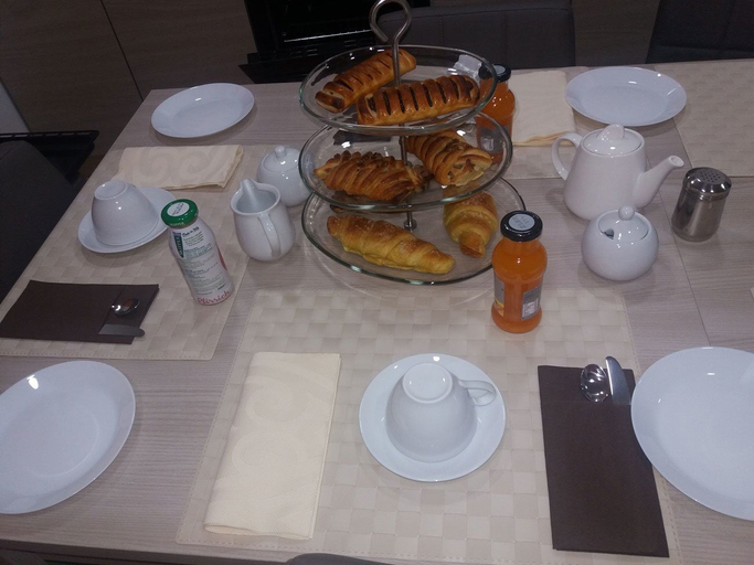 Food & Drinks 3, B&B La Grotta, Catania