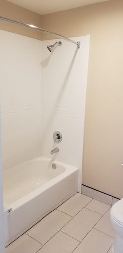 Bathroom 4, Quality Inn and Suites Anaheim Maingate, Orange